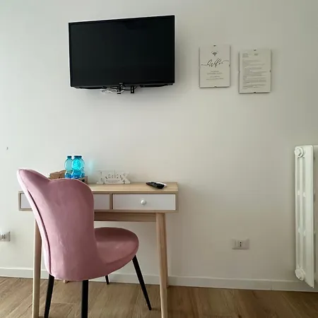 Nocleg ze śniadaniem La Maison De San Siro 4*